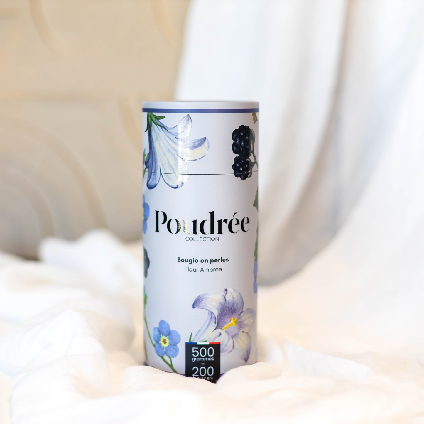 Bougie parfumée en perles blanches Poudrée Paris – Collection Héritage