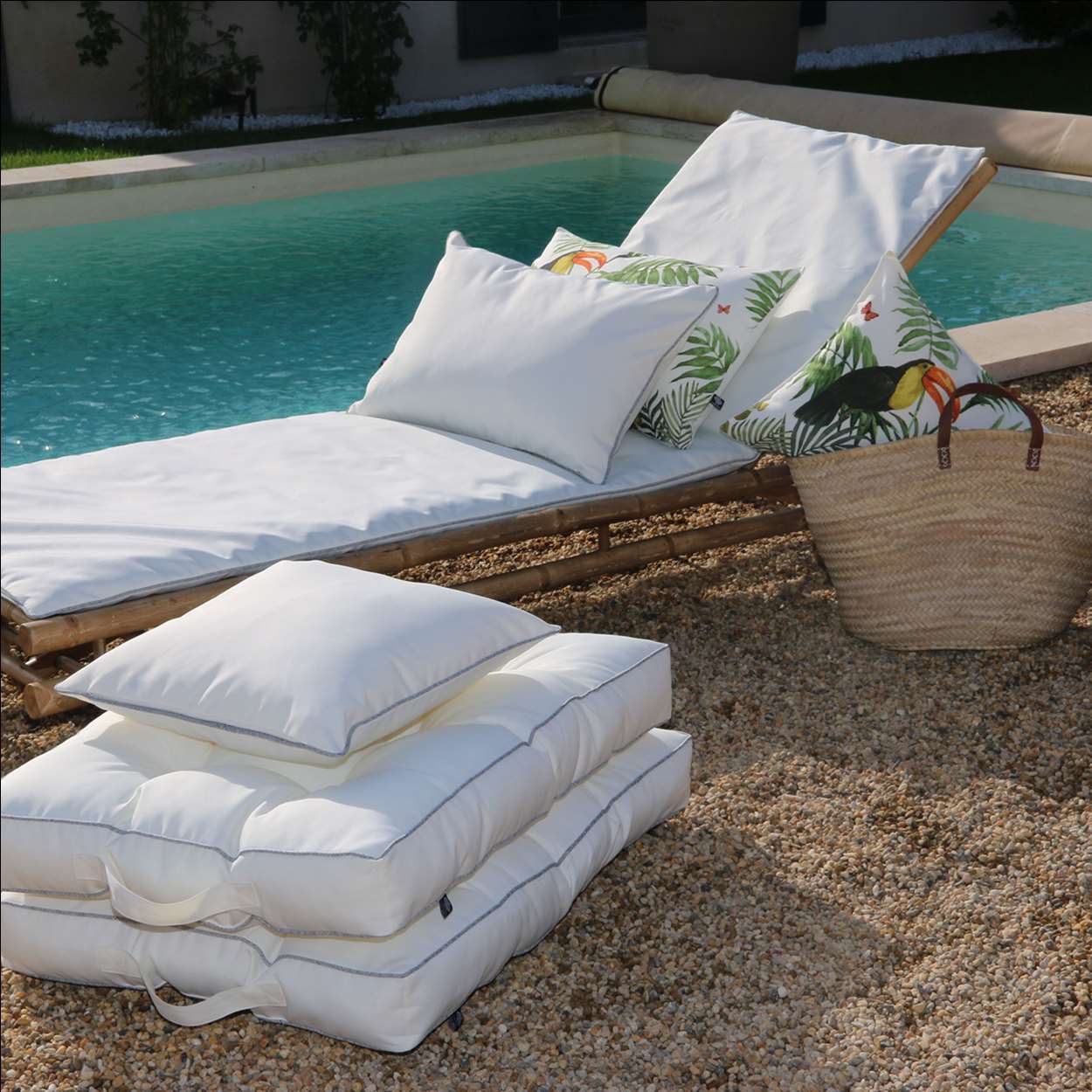 Coussin extérieur “Juan les Pins” – Déhoussable – Tissu Anti-UV
