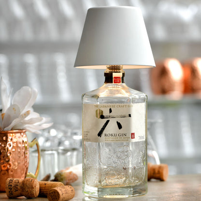 bouteille avec le bouchon lumineux blanc