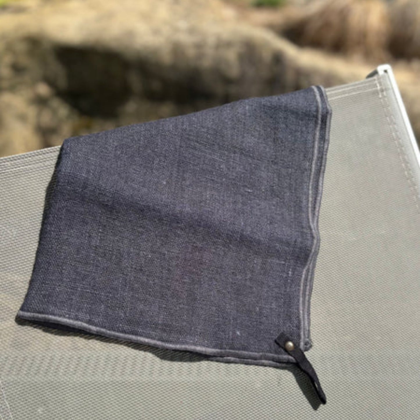 torchon en lin couleur granit